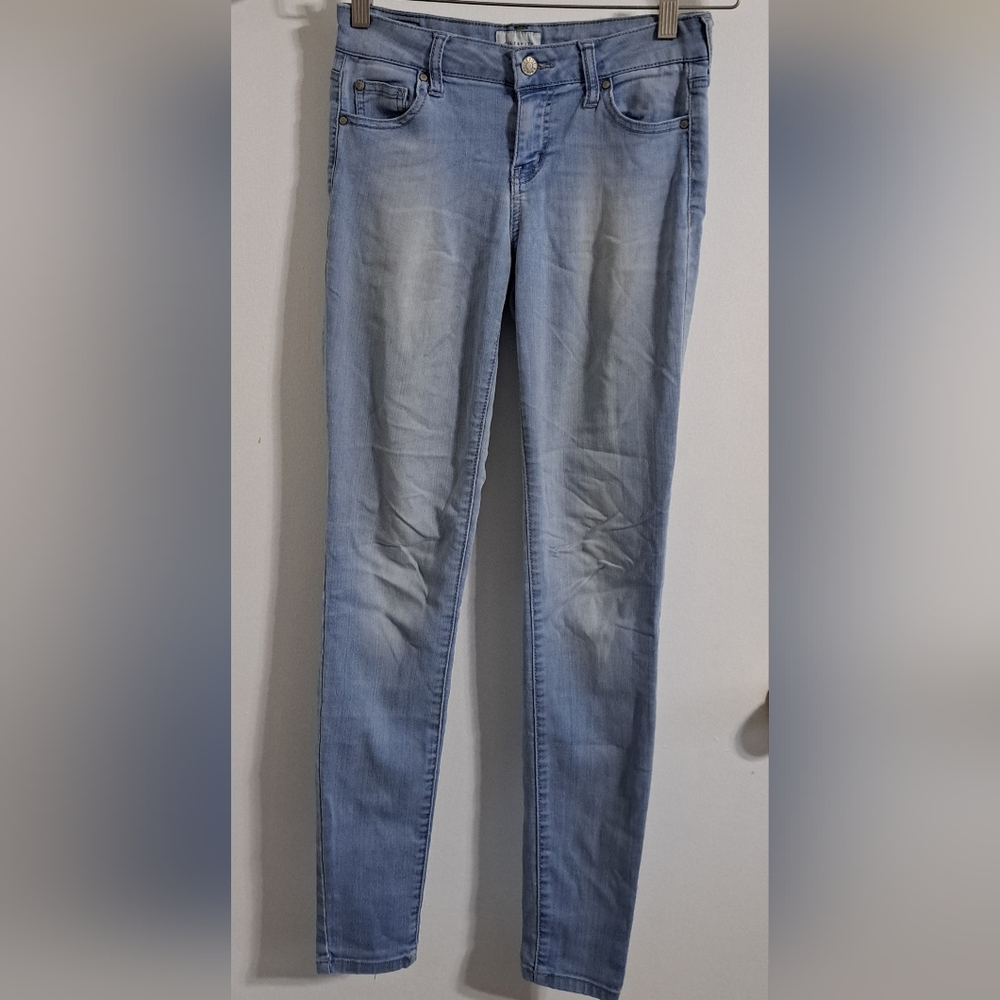 Celebrity Pink Women's Light Wash Skinny Jeans